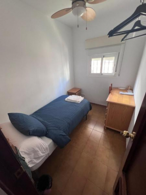 Single room in shared apartment